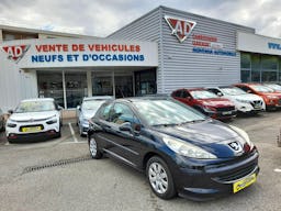 Peugeot 207  1.4 16v Urban 3p occasion - Photo 1