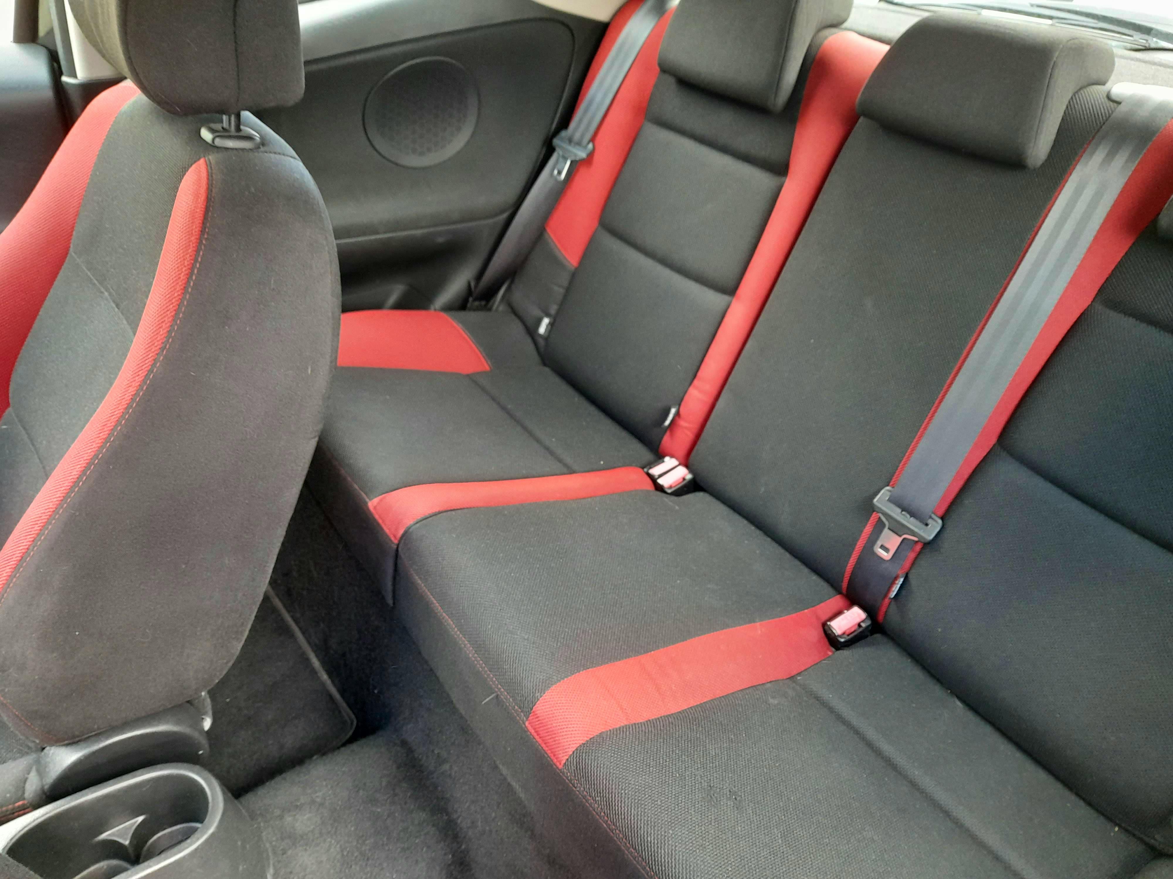 Peugeot 207  1.4 16v Urban 3p occasion - Photo 7