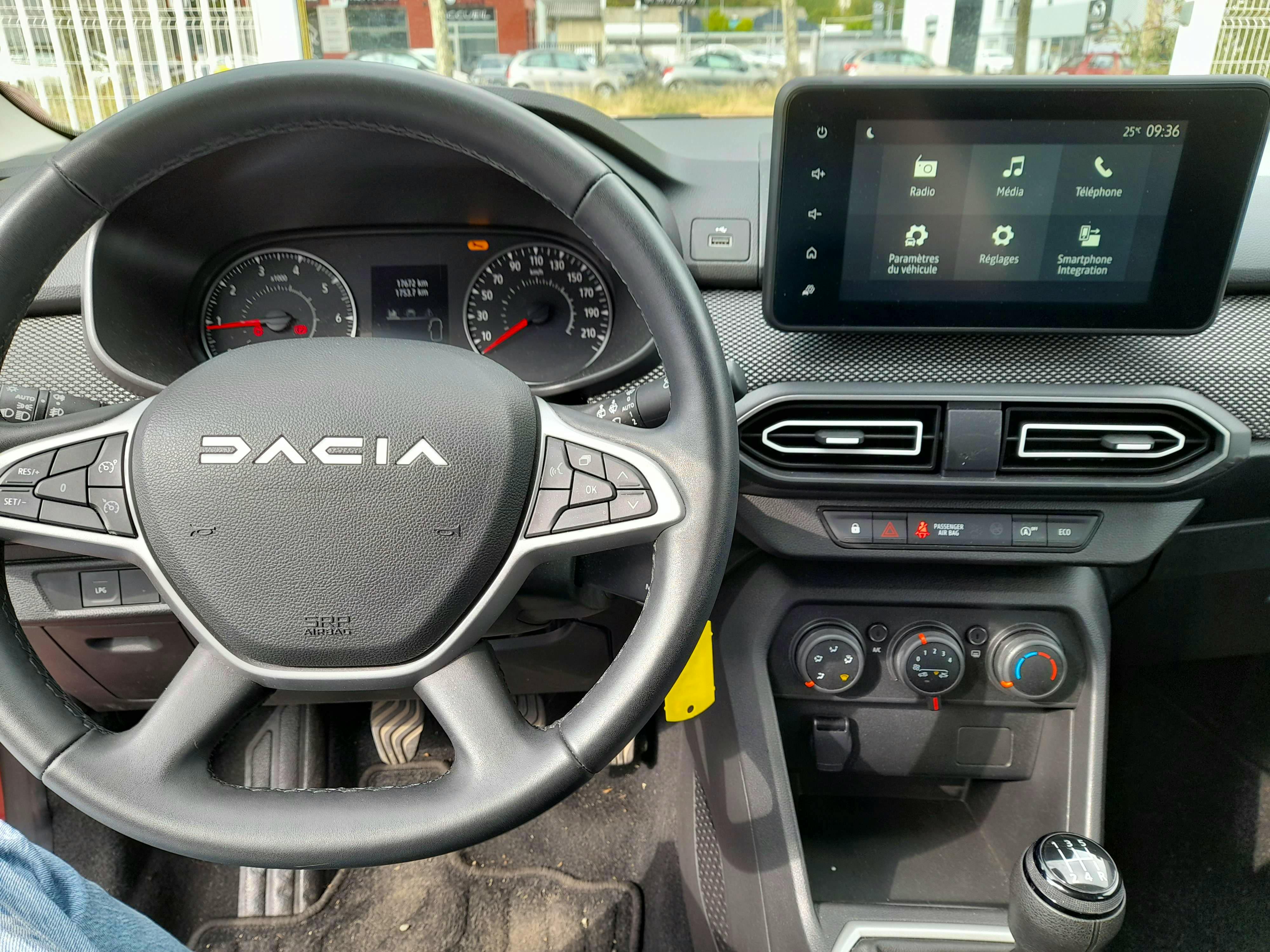 Dacia Sandero  III (BJI) 1.0 ECO-G 100ch Expression occasion - Photo 12