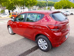 Dacia Sandero III (BJI) 1.0 ECO-G 100ch Expression occasion - Photo 4