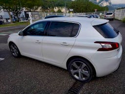 Peugeot 308  II 1.2 Puretech 130ch Féline S&S 5p occasion - Photo 4