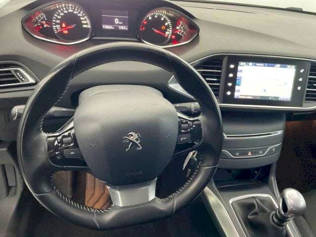 Peugeot 308  II 1.2 Puretech 130ch Féline S&S 5p occasion - Photo 7