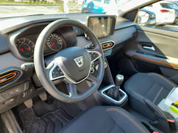 Dacia Sandero  III 1.0 ECO-G 100ch Stepway Confort occasion - Photo 8