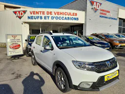 Dacia Sandero 0.9 TCe 90ch Stepway Easy-R occasion - Photo 1