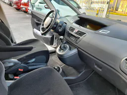 Citroën C4 Picasso  1.6 HDi110 FAP occasion - Photo 18