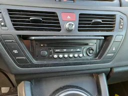 Citroën C4 Picasso 1.6 HDi110 FAP occasion - Photo 24