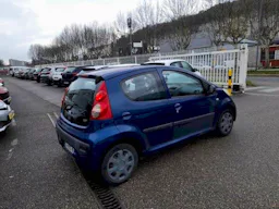 Peugeot 107  1.4 HDi Trendy 5p occasion - Photo 3