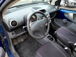 Peugeot 107 1.4 HDi Trendy 5p occasion - Photo 6