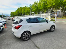 Opel Corsa V 1.4 90ch Edition 5p occasion - Photo 3