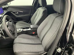 Peugeot 2008 NOUVEAU  130 S&S EAT8 Allure occasion - Photo 9