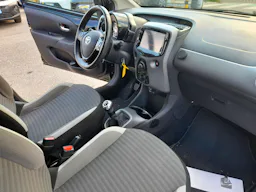 Toyota Aygo II 1.0 VVT-i 72ch x-sport 5p occasion - Photo 14