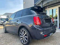 Mini HATCH 5 PORTES Cooper S 178 ch BVA7 Finition greenwich occasion - Photo 4