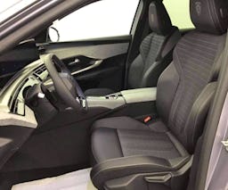 Peugeot 3008 NOUVEAU  Hybrid 145 e-DCS6 GT occasion - Photo 9