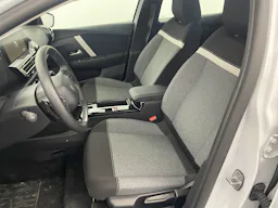 Citroën C4  Hybride 110 e-DCS6 You occasion - Photo 9