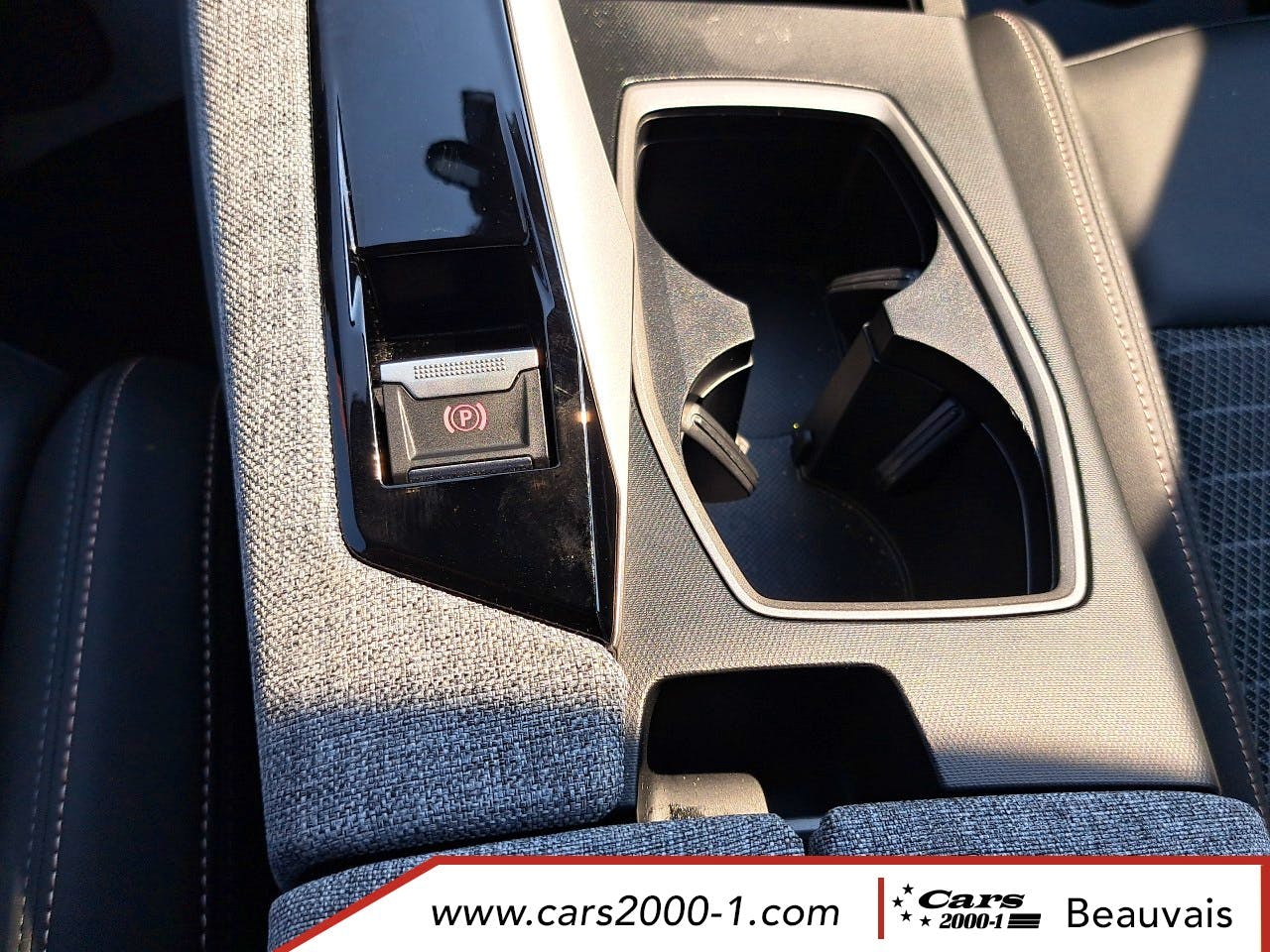 Peugeot 3008  Hybrid 136 e-DCS6 Allure occasion - Photo 24