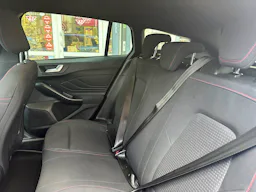 Ford Focus SW  1.0 EcoBoost 125 S&S ST Line occasion - Photo 23