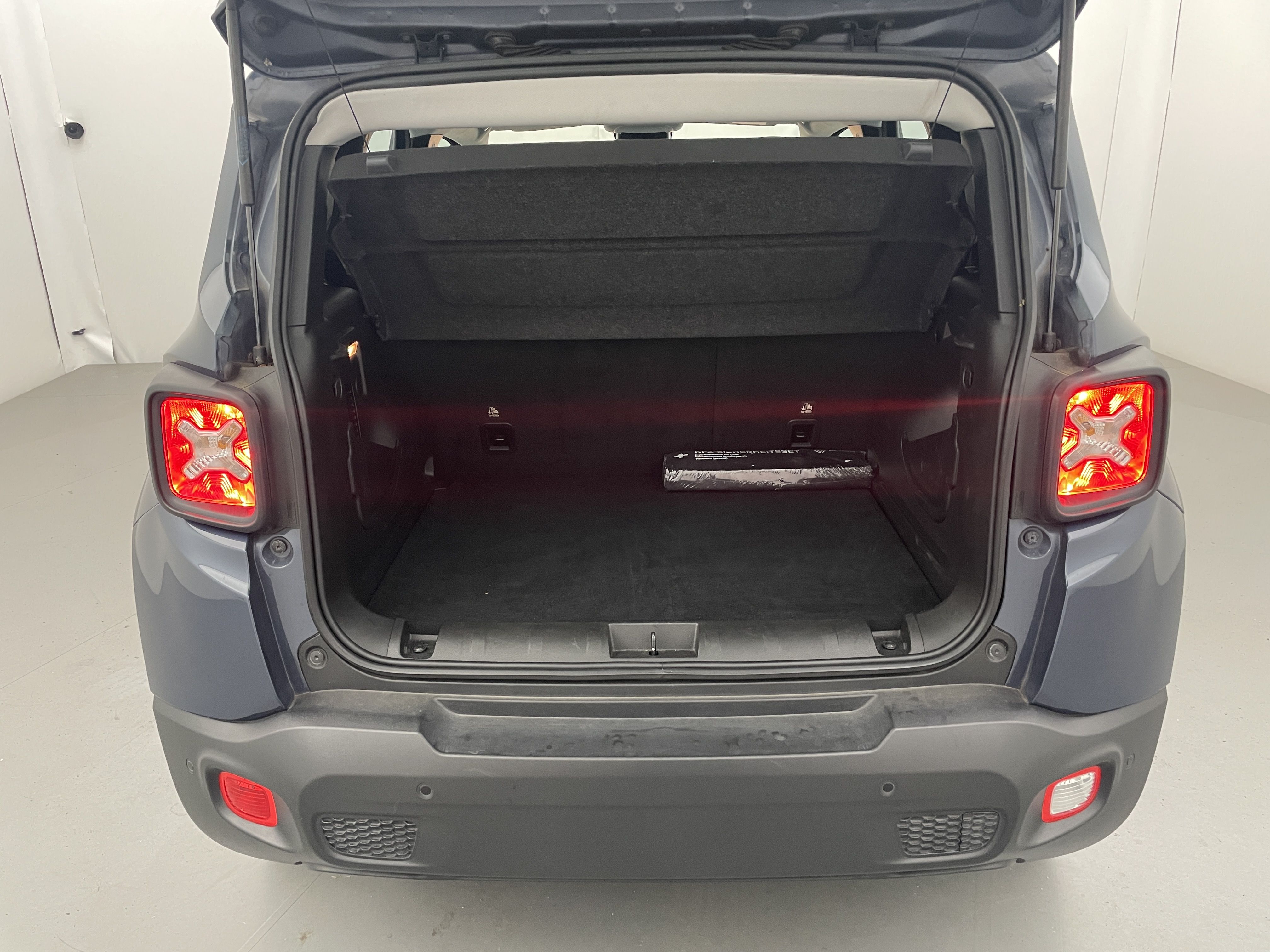 Jeep Renegade  1.0 Turbo T3 120 ch BVM6 Night Eagle occasion - Photo 12