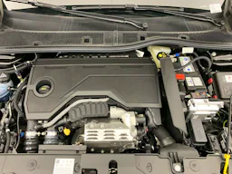 Peugeot 208  Hybrid 145 ch e-DCS6 GT occasion - Photo 12