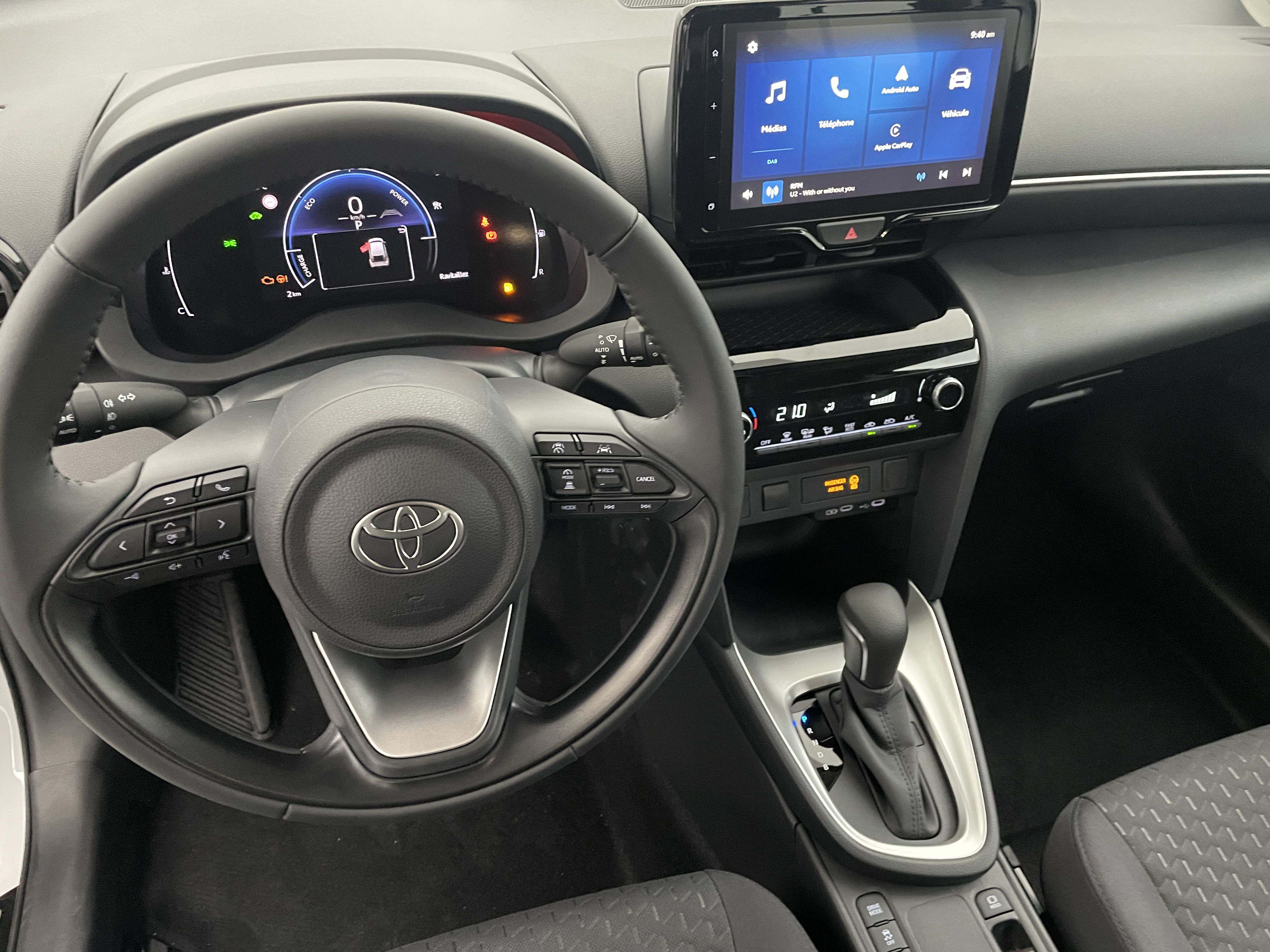 Toyota YARIS CROSS  116h 2WD Comfort 1.5VVT-iE Hybrid AT occasion - Photo 14