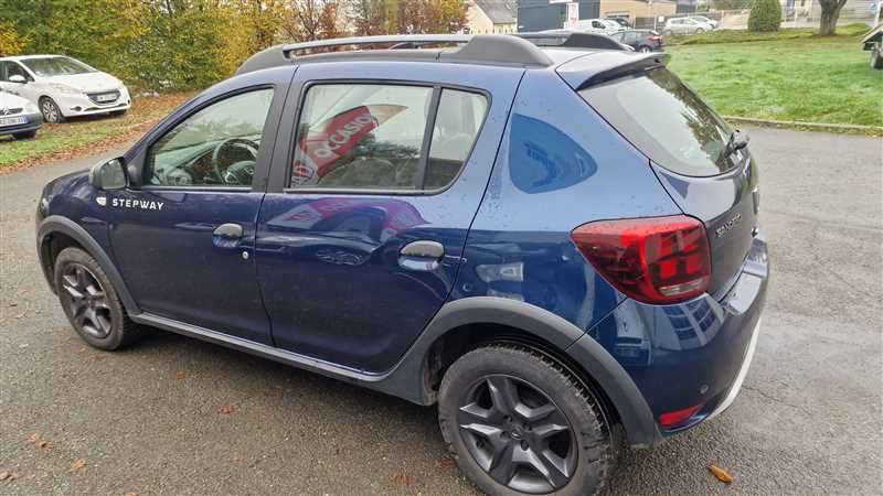 Dacia Sandero Stepway  SANDERO STEPWAY 1.5 DCI 90CV EXPLORER occasion - Photo 4