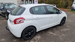 Peugeot   208 1.4 HDI 68CV ACTIVE  occasion - Photo 2