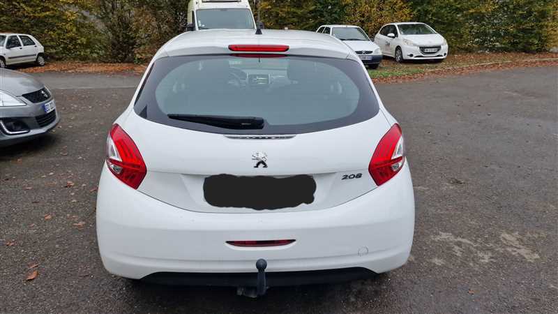 Peugeot   208 1.4 HDI 68CV ACTIVE  occasion - Photo 3