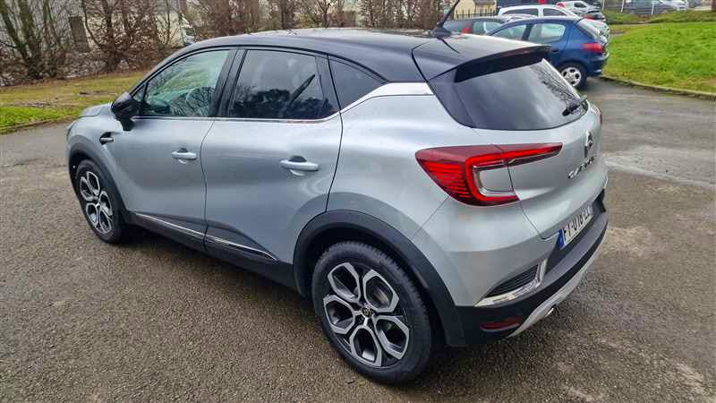 Renault Captur  CAPTUR 1.5 BDCI 115CV INTENS occasion - Photo 4