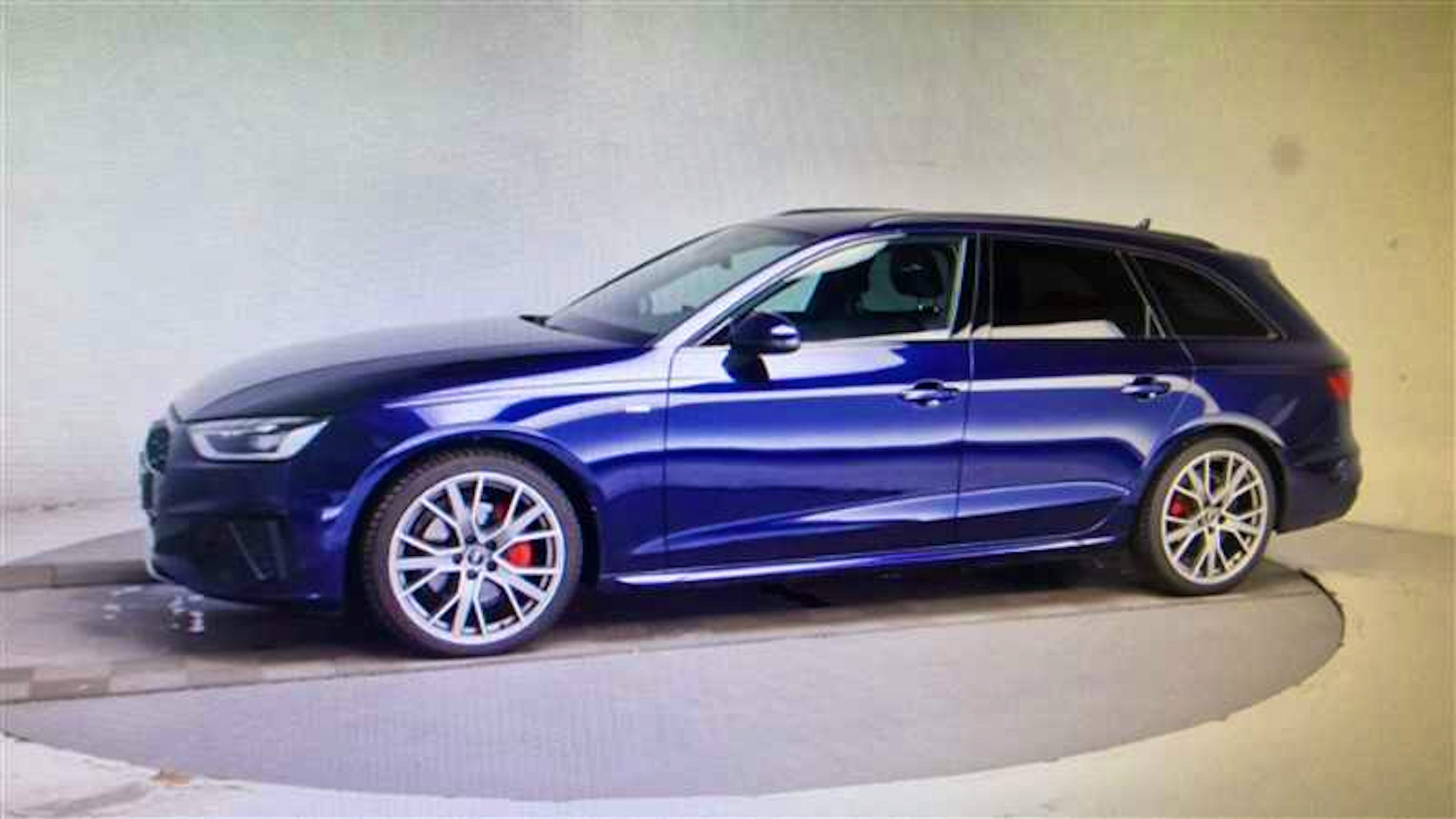 Audi A4 A4 AVANT 40 TDI 204CV S-TRONIC 7 S-LINE occasion
