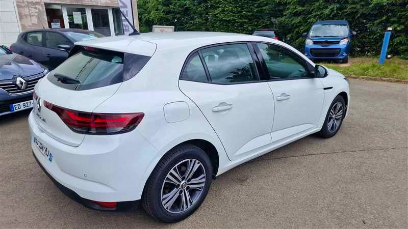 Renault Mégane  MEGANE IV  BLUEDCI 115CV EVOLUTION occasion - Photo 2