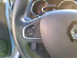 Renault Clio CLIO IV 1.5 DCI 90CV E6C BUSINESS occasion - Photo 9