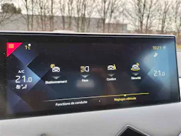 Citroën DS 3  DS3 CROSSBACK 1.5 BLUEHDI 130CV EAT8 RIVOLI occasion - Photo 18