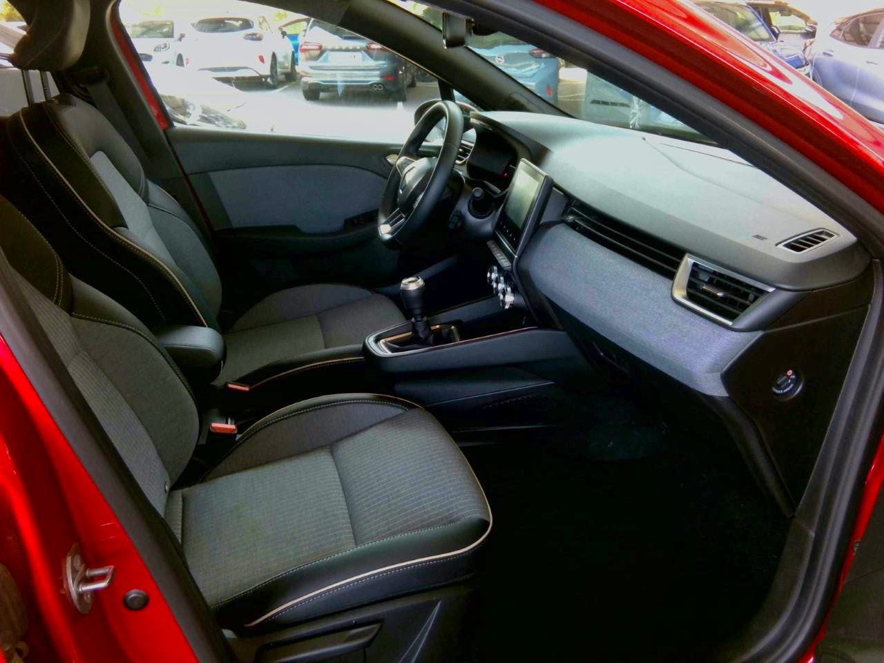 Renault Clio V  TCe 90 Techno occasion - Photo 5
