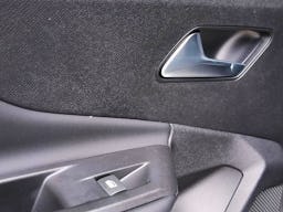 Peugeot 408  130 ch S&S EAT8 Allure Pack SIEGE CHAUFFANT / GPS / CAMERA DE RECUL occasion - Photo 24