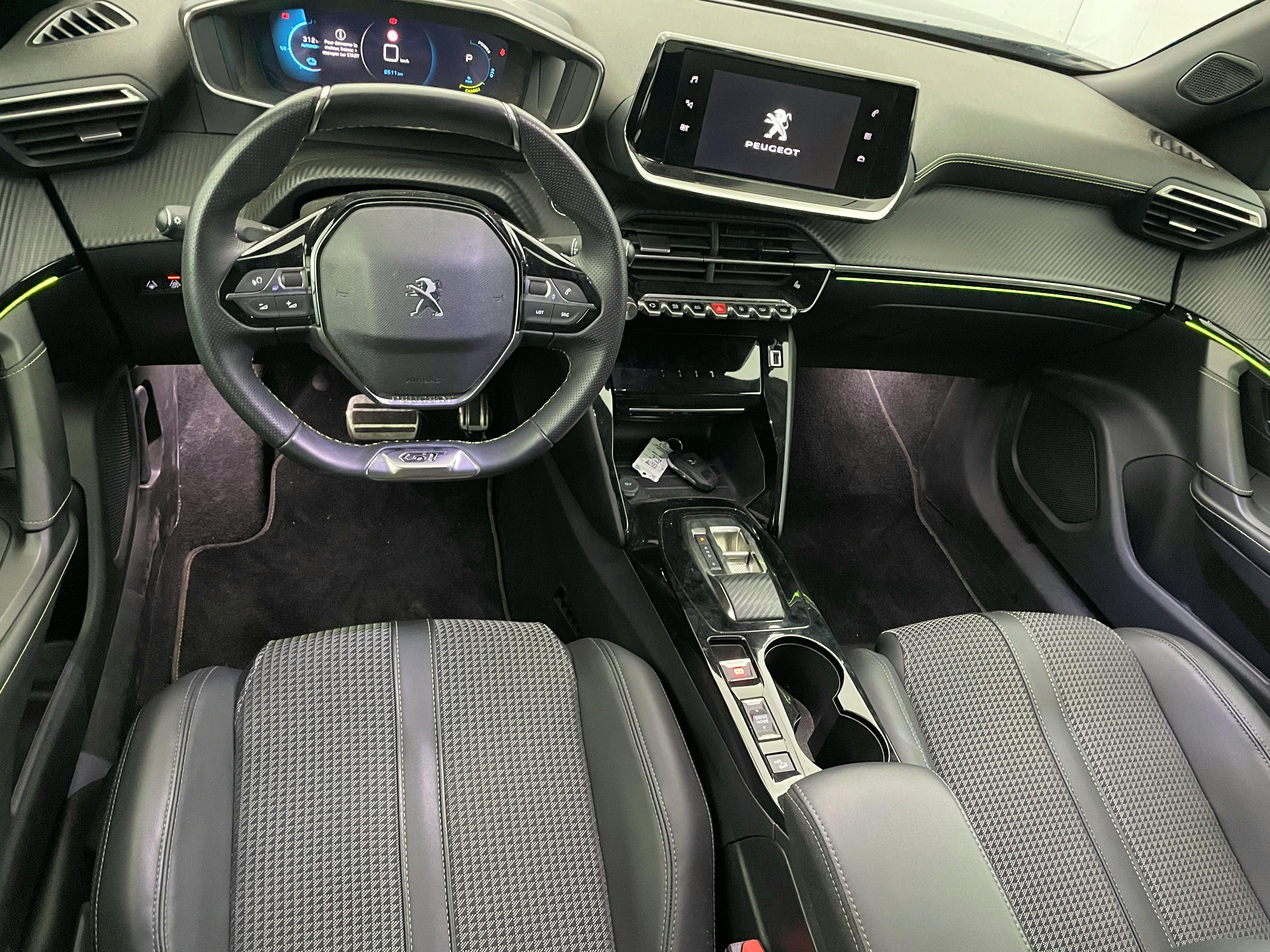 Peugeot e-2008  136 ch GT occasion - Photo 11