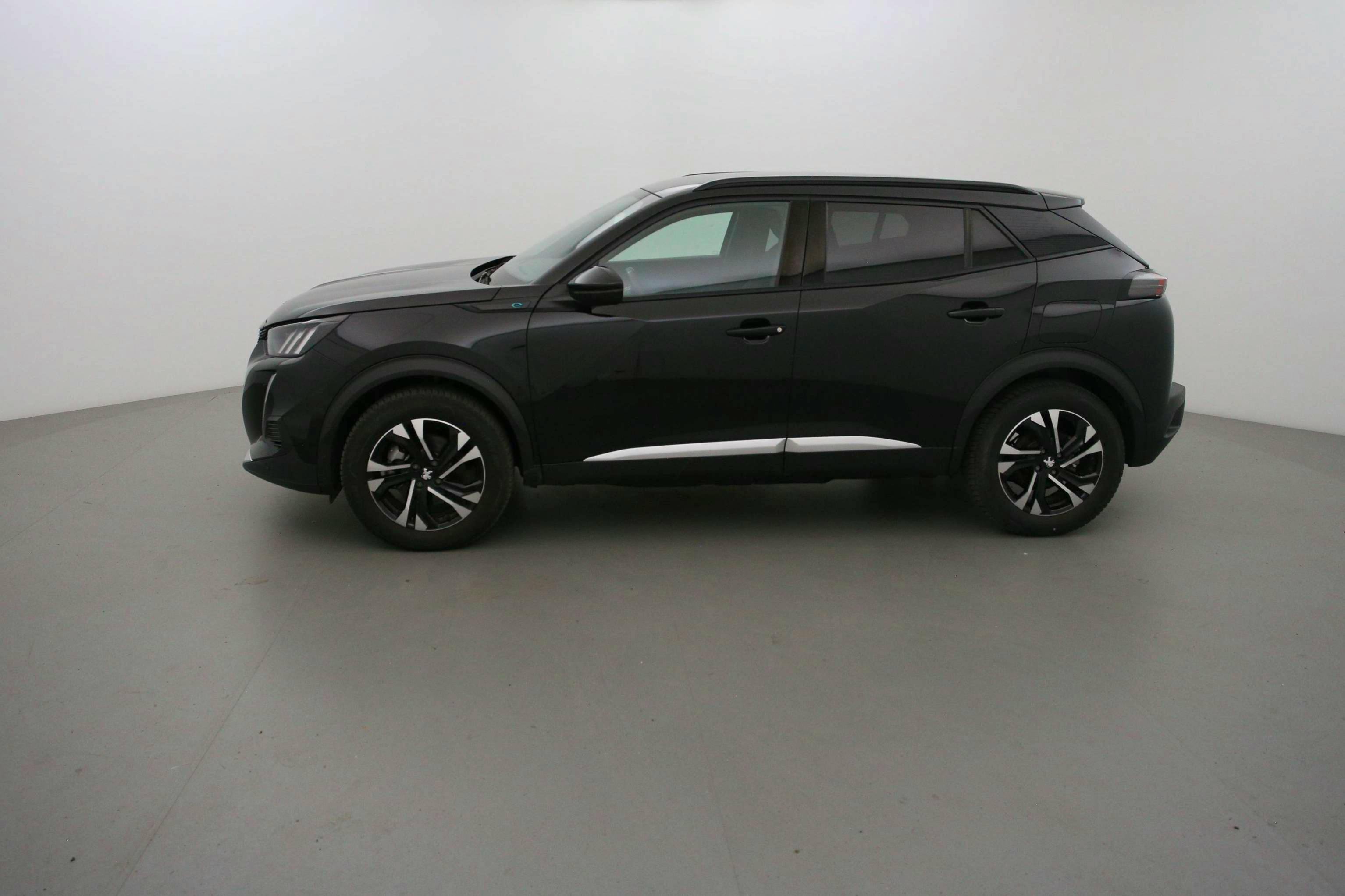 Peugeot e-2008  136 ch GT occasion - Photo 8