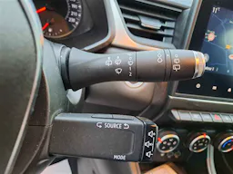 Renault Captur CAPTUR 1.5 DCI 115CV EDC BUSINESS occasion - Photo 17