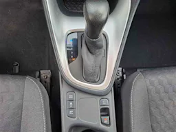 Toyota TOYOTA YARIS YARIS 1.5 116H occasion - Photo 20