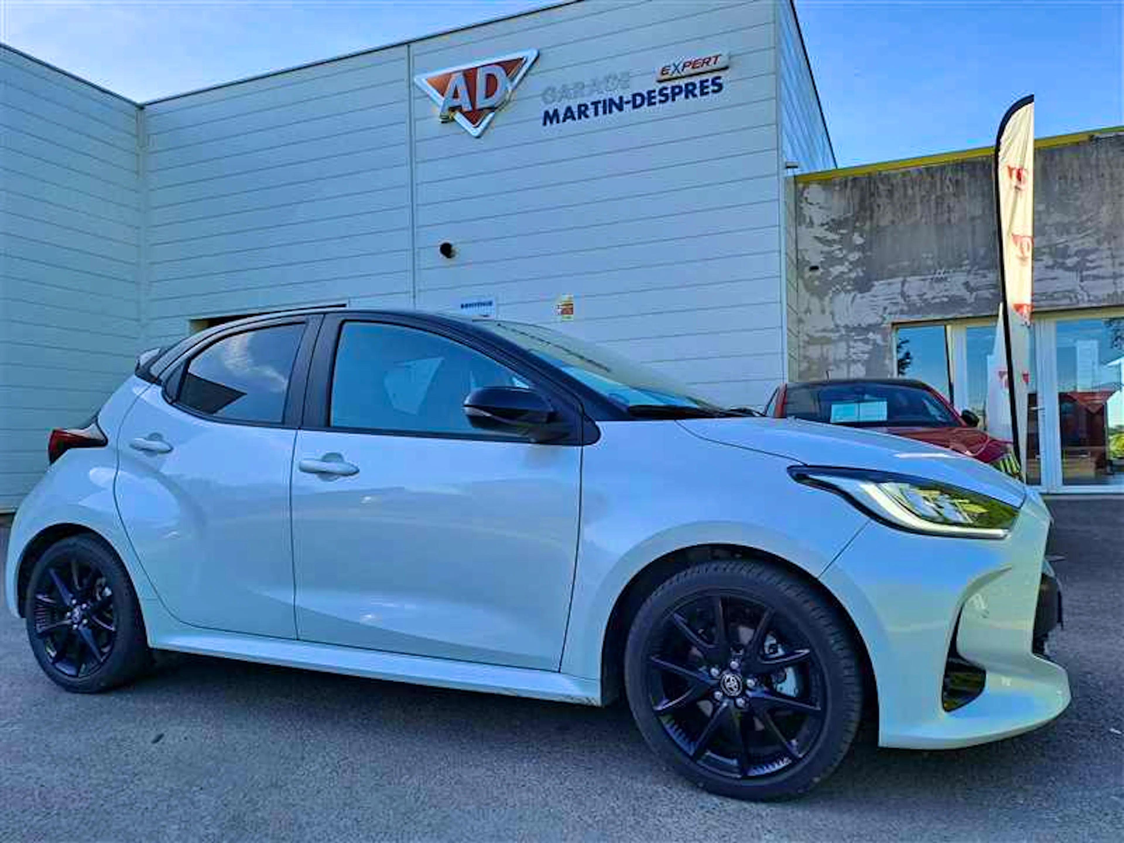 Toyota TOYOTA YARIS YARIS  HYBRIDE 1.5 116H COLLECTION occasion