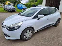 Renault Clio CLIO IV 0.9 TCE 90CV ENERGY ZEN occasion - Photo 5