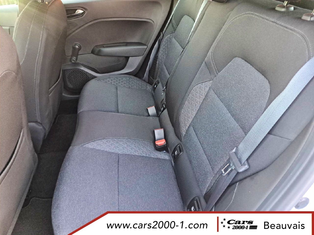 Renault Clio V  E-Tech 140 - 21 Business occasion - Photo 9