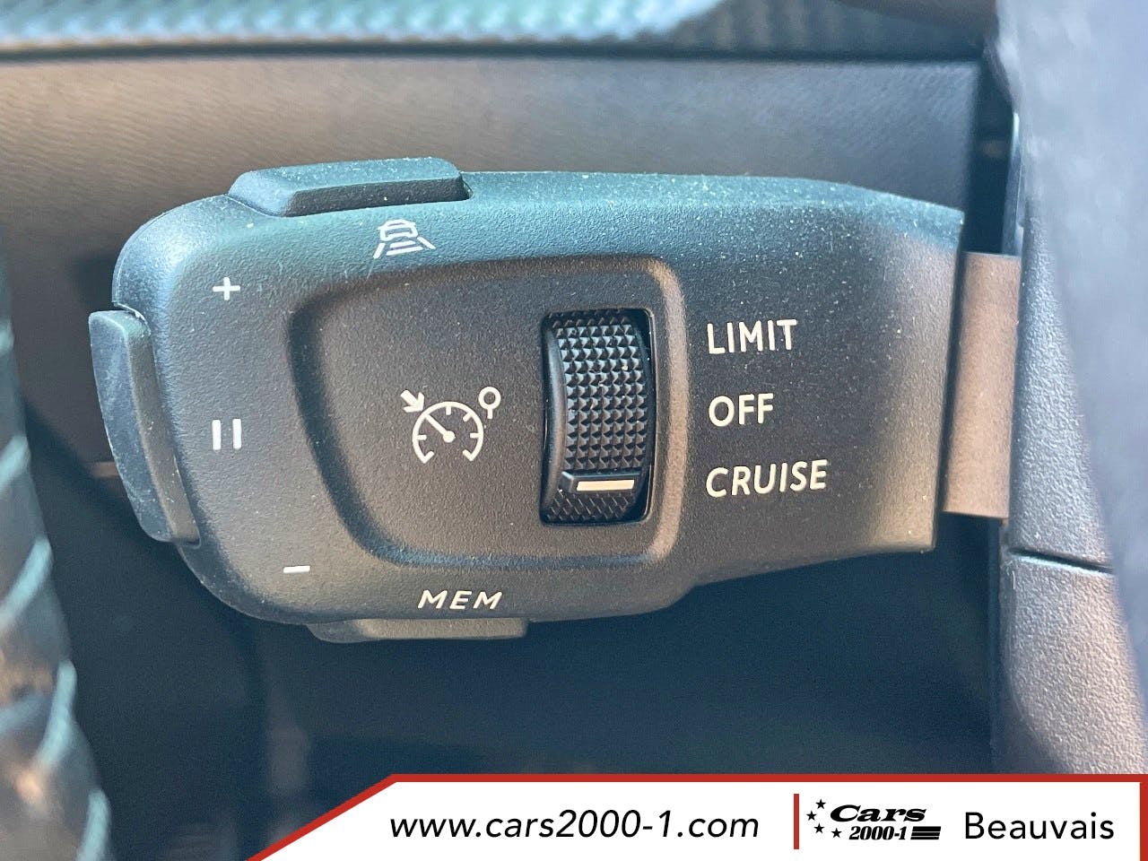 Peugeot 208  Hybrid 100 e-DCS6 Allure occasion - Photo 23