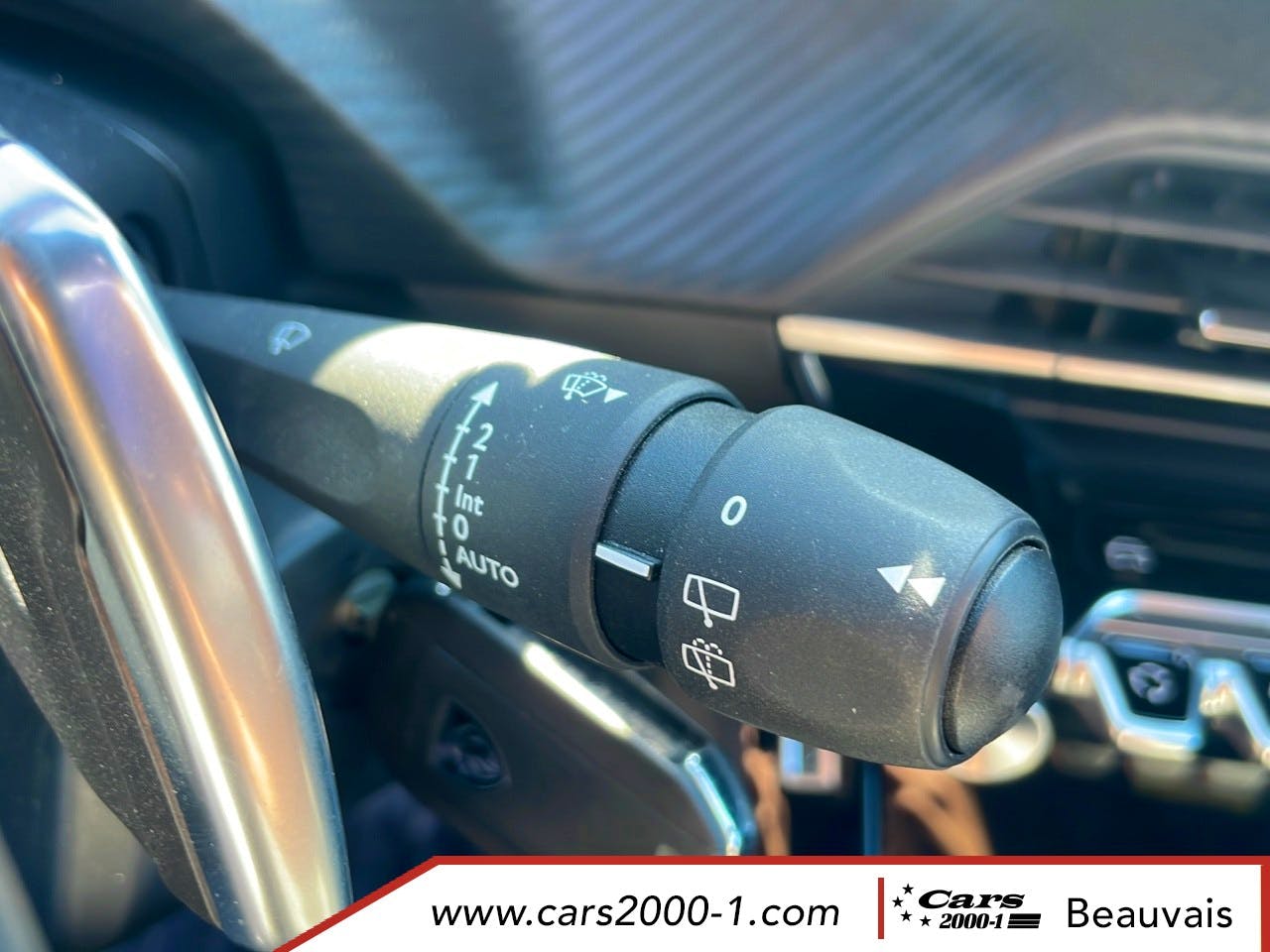 Peugeot 2008  Hybrid 136 e-DCS6 Allure occasion - Photo 22