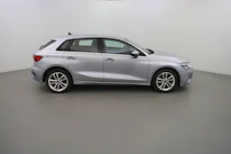 Audi A3 Sportback 40 TFSIe 204 S tronic 6 Design Luxe occasion - Photo 4