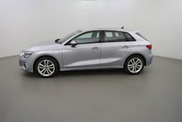 Audi A3 Sportback 40 TFSIe 204 S tronic 6 Design Luxe occasion - Photo 8