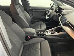 Audi A3 Sportback 40 TFSIe 204 S tronic 6 Design Luxe occasion - Photo 12
