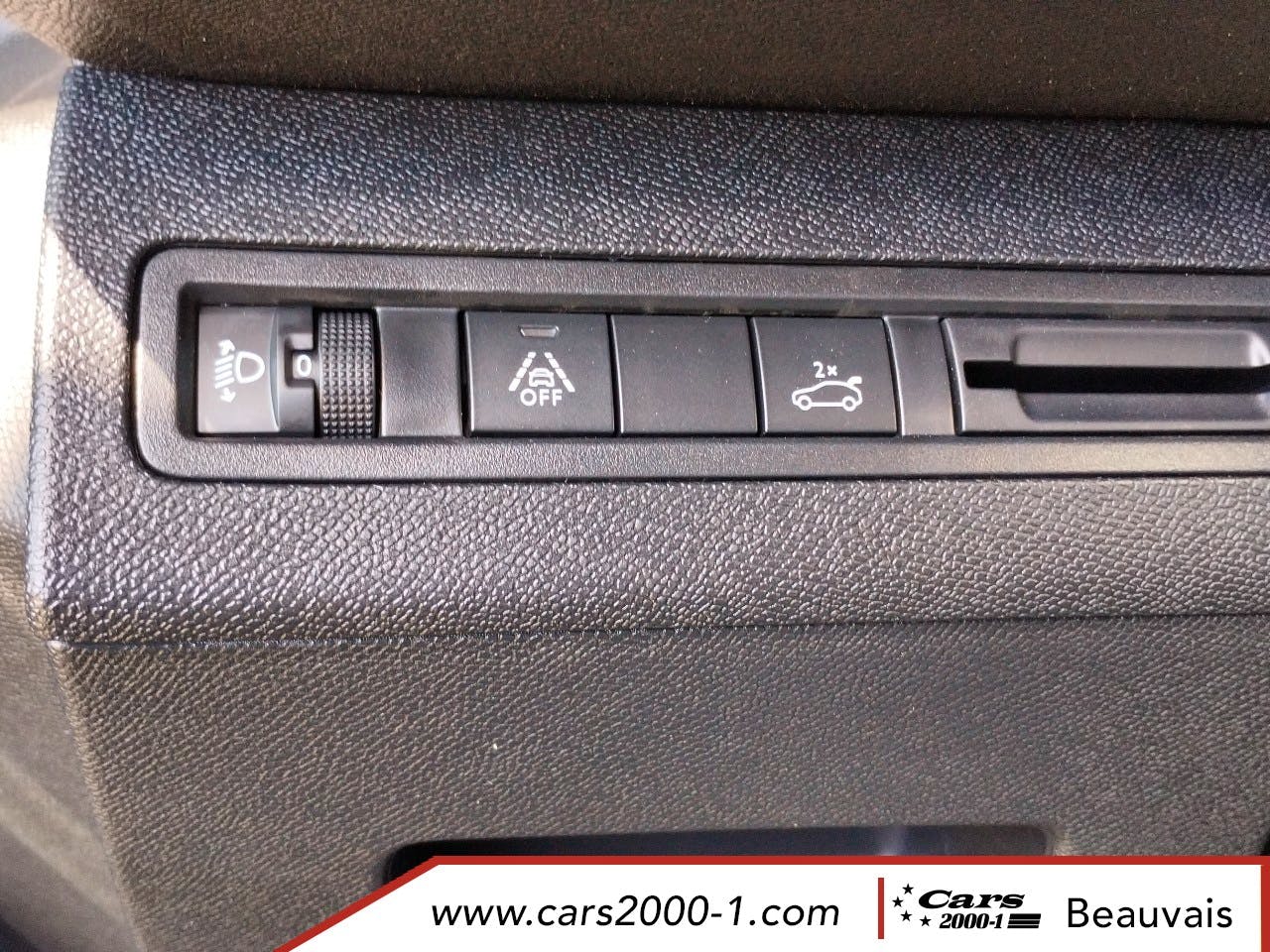 Peugeot 3008  Hybrid 136 e-DCS6 Allure Pack occasion - Photo 29