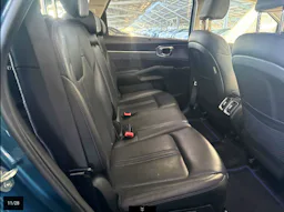 Kia Sorento  1.6 T-GDi Hybride Rechargeable 265 ch 7pl 4x4 BVA6 Premium occasion - Photo 11
