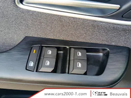 MG ZS  1.5 L Hybrid+ 197 ch Standard occasion - Photo 17