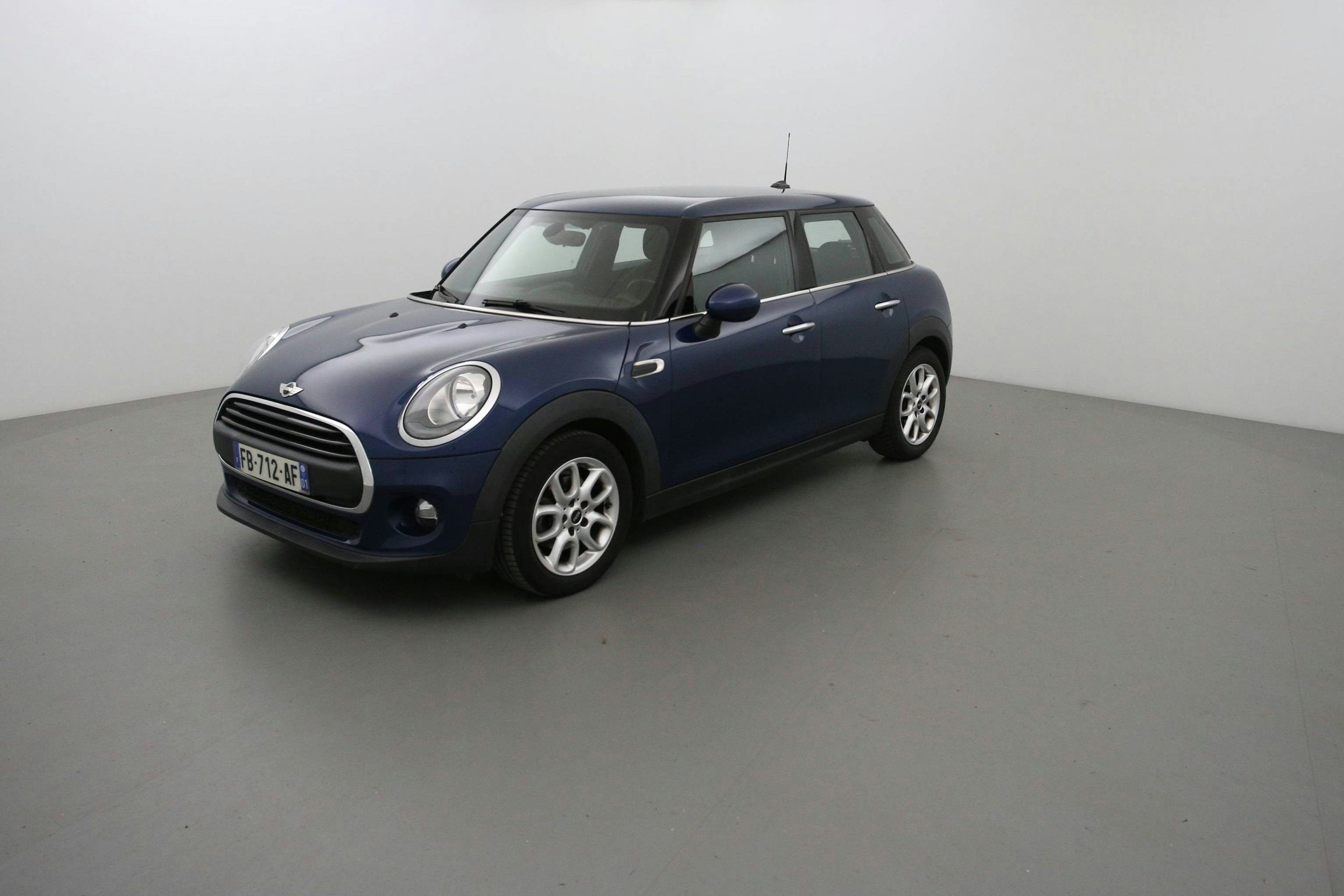 Mini HATCH 5 PORTES One 102 ch Finition Salt occasion