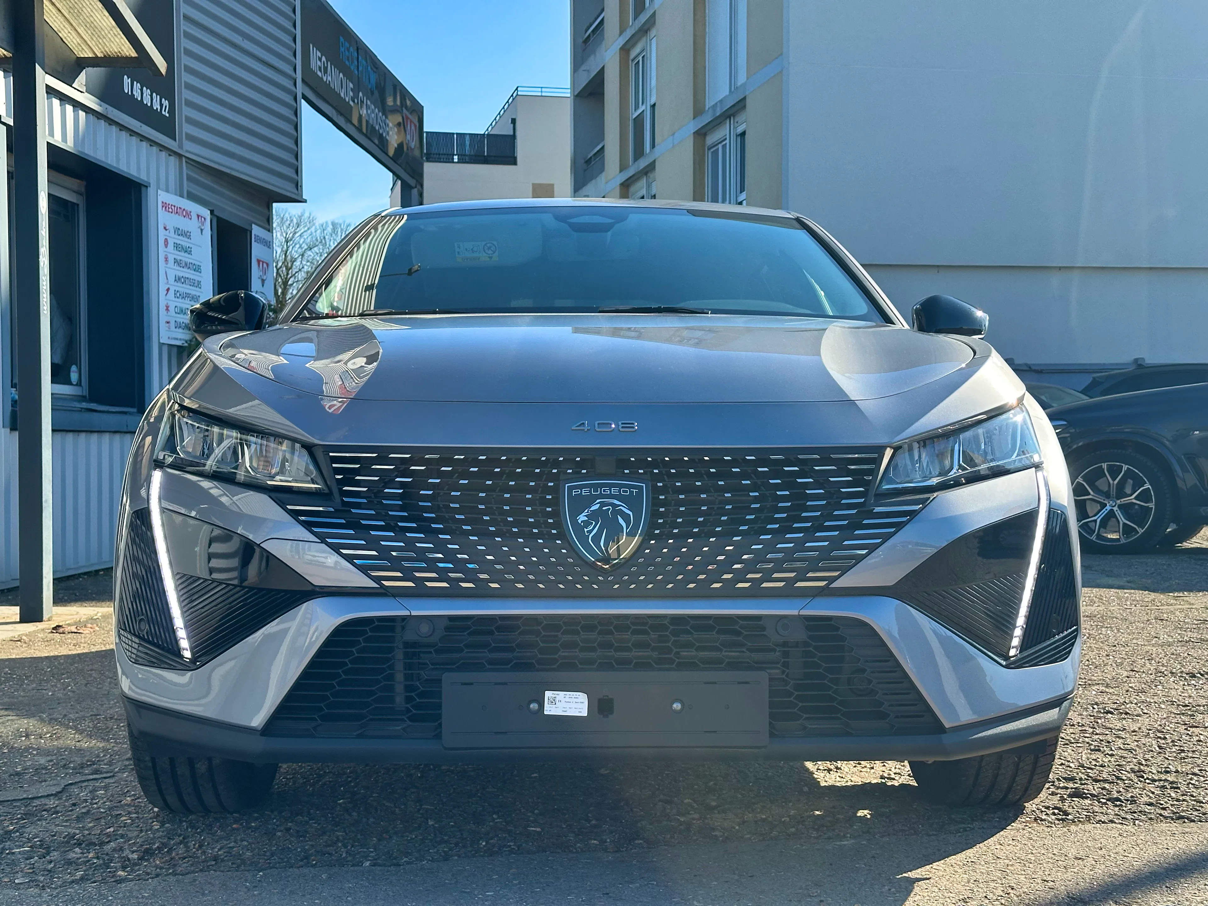 Peugeot 408 130 ch S&S EAT8 Allure Pack JTES 19" / GPS / CAMERA 360 / sieges chauffants occasion